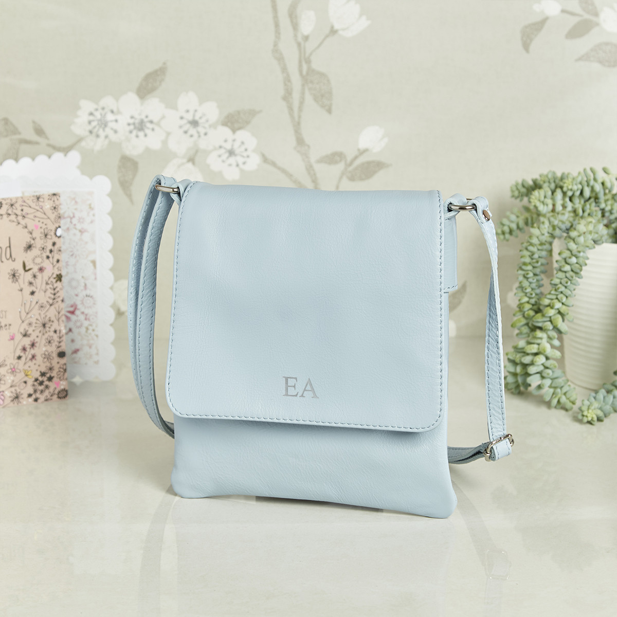 Personalised leather store handbags