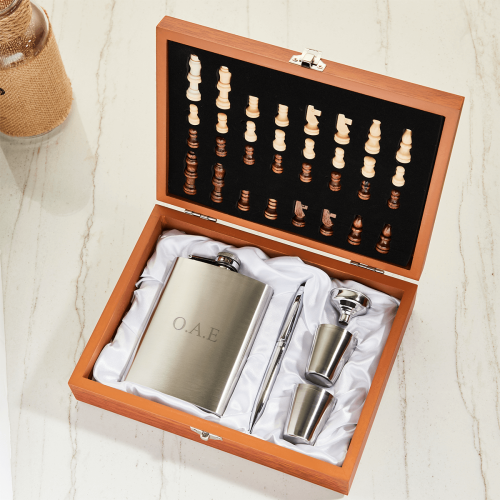 Chess & Hip Flask Travel Gift Set