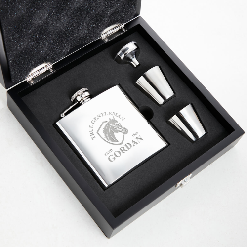 True Gentleman Horse Crest 6oz Plain Hip Flask 