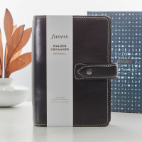 Personalised black filofax
