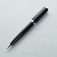 Hugo Boss Set (Ballpoint Pen & Black A5 Note Pad)