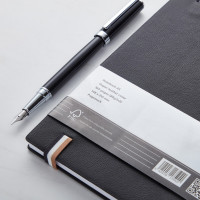 Hugo Boss Set (Fountain Pen & Black A5 Note Pad)