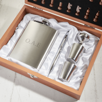 Chess & Hip Flask Travel Gift Set