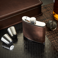 Deluxe Hip Flask Gift Set Brown