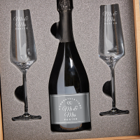 Ornate Mr & Mrs Congratulations Boutique Gifts Prosecco Double Glass With Bottle Gift Set 