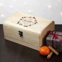 personalised Wreath Christmas Eve Chest