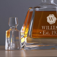 Personalised spirit decanter