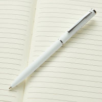 White Wilson Notebook Pen Gift Set