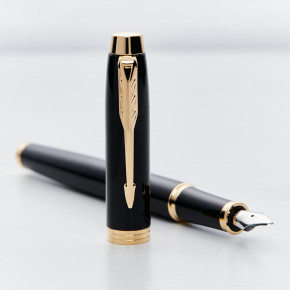 Parker IM Fountain Pen Black & Gold